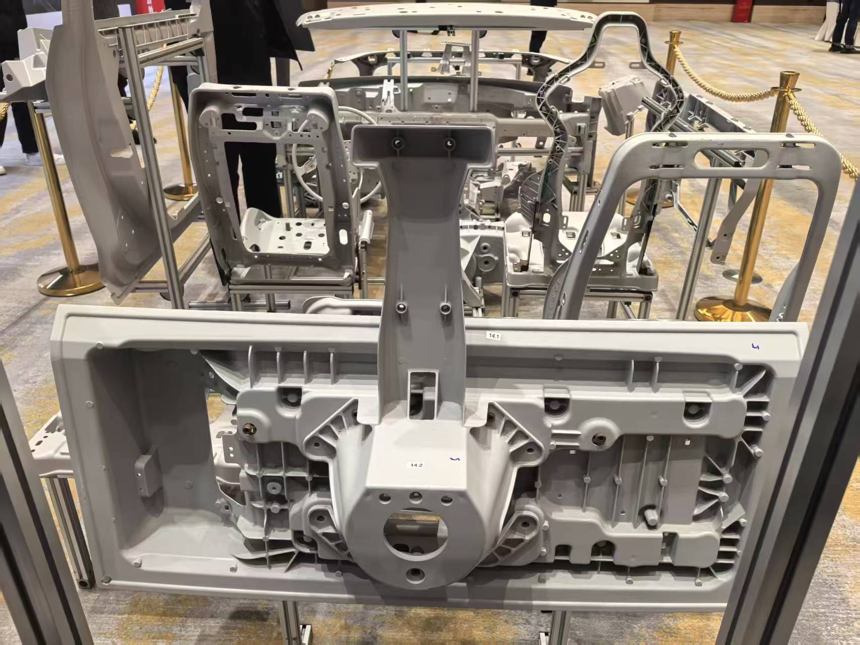 壓鑄脫模劑100問(wèn)（49）為什么鎂合金壓鑄需嚴(yán)格管控鎂液溫度和成分？對(duì)于脫模劑的要求是什么？